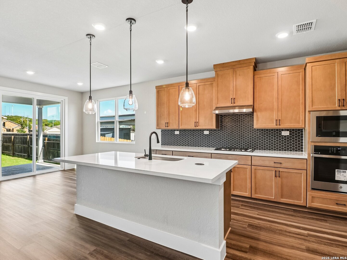 7069 Hayes Horizon Live Oak TX 78233
