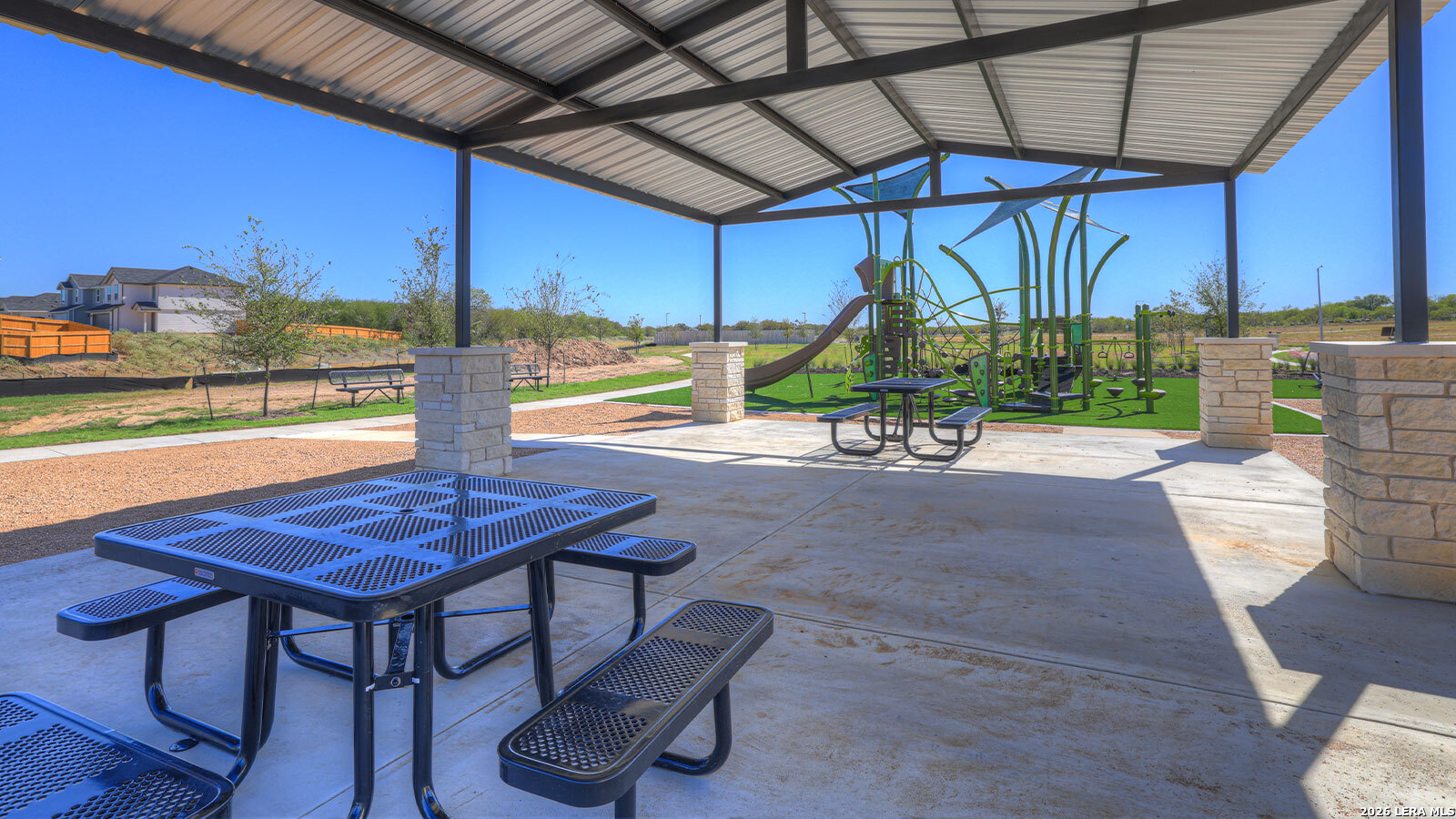 302 Windflower Cove Luling TX 78648