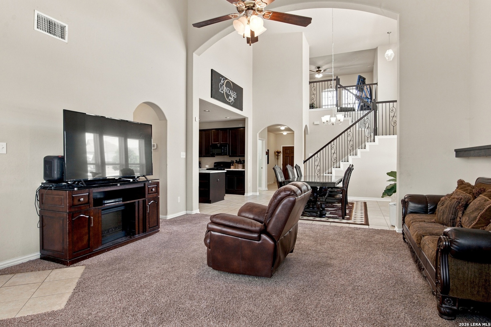 8905 Palmetto Park Converse TX 78109