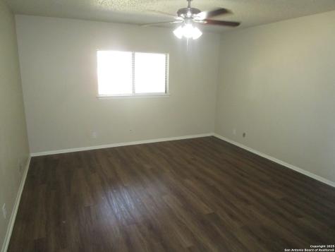 9839 Kelton San Antonio TX 78250