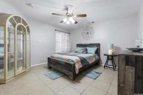 5330 Stormy Breeze San Antonio TX 78247