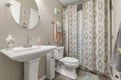 5330 Stormy Breeze San Antonio TX 78247