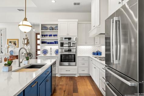 1025 Comanche Hills Kerrville TX 78028