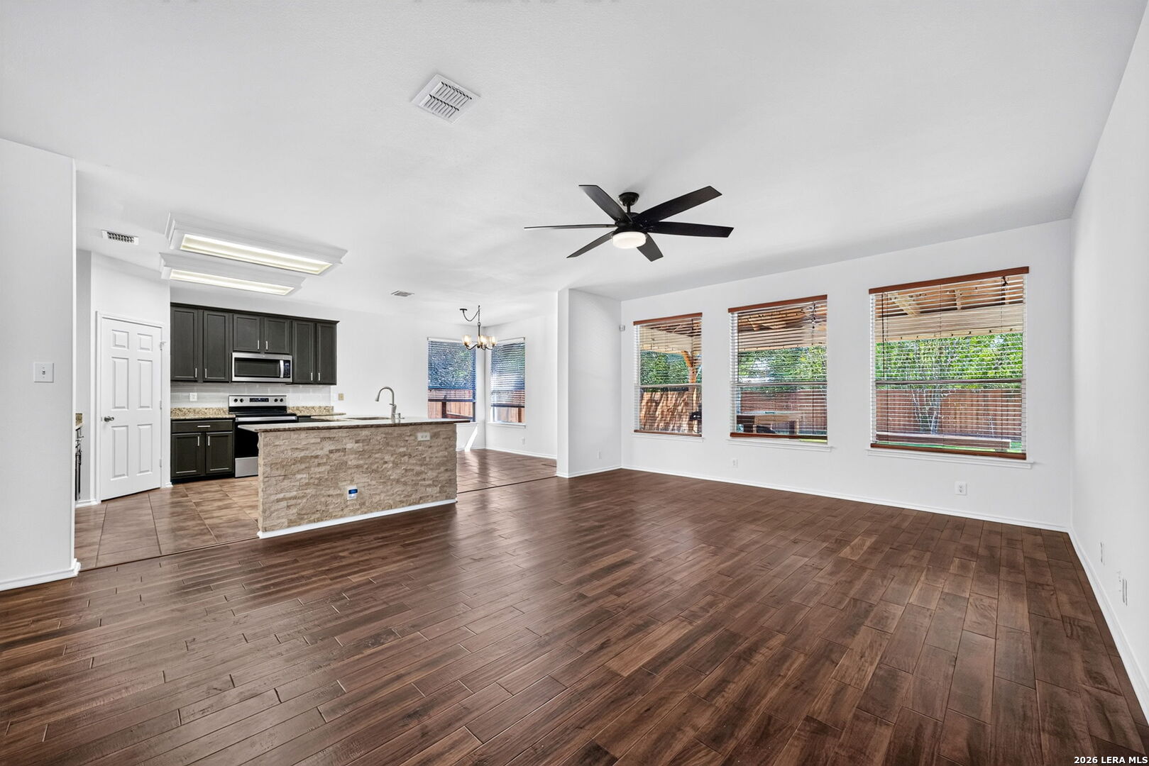4518 Barnard Mill San Antonio TX 78247