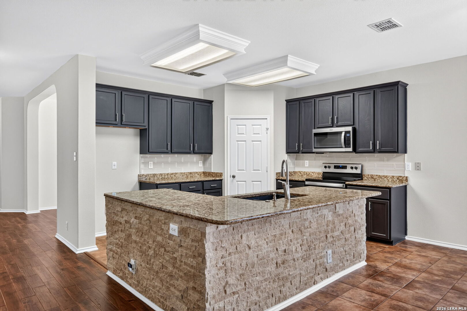 4518 Barnard Mill San Antonio TX 78247