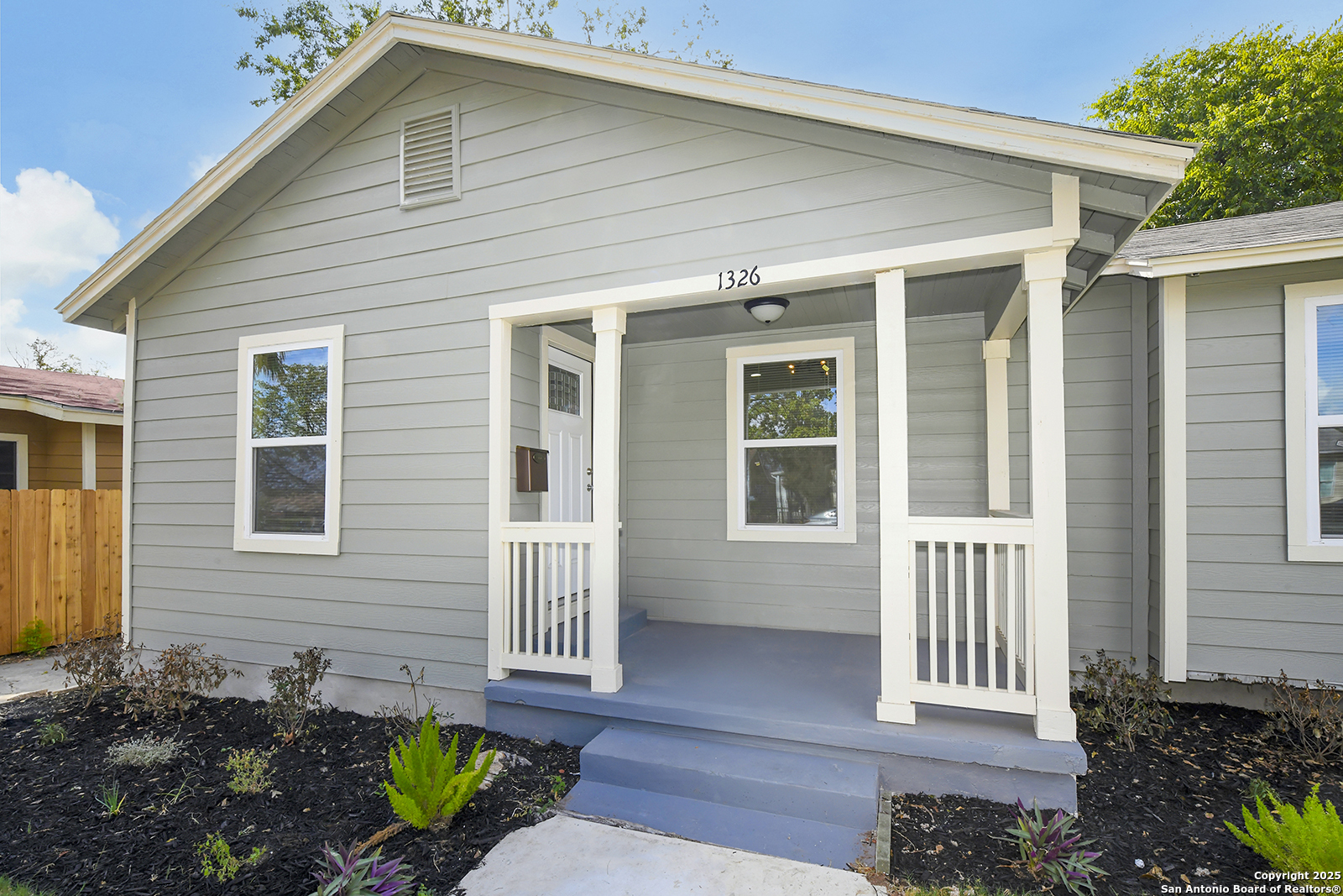 1326 W Lynwood San Antonio TX 78201