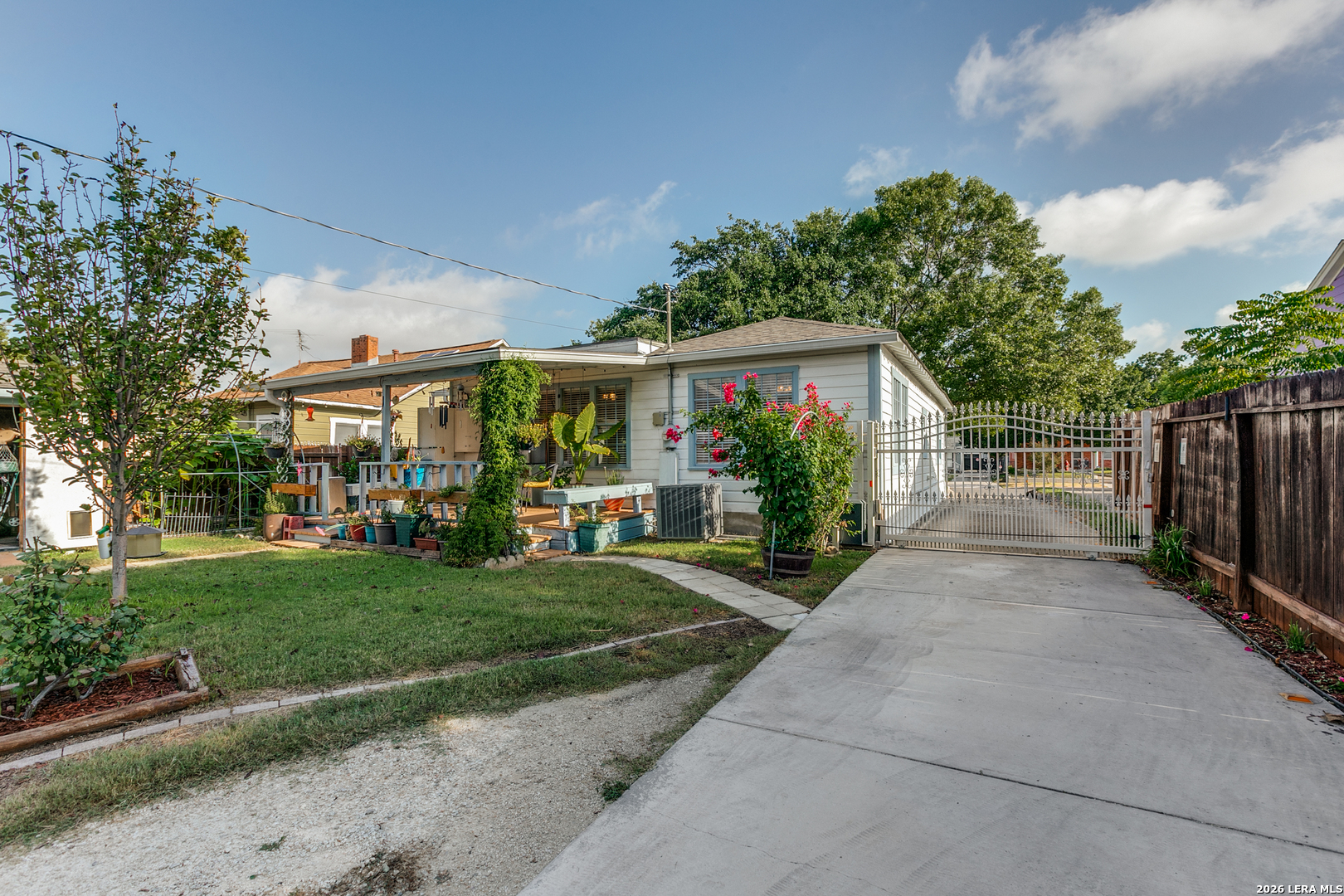 2218 W Magnolia Avenue San Antonio TX 78201