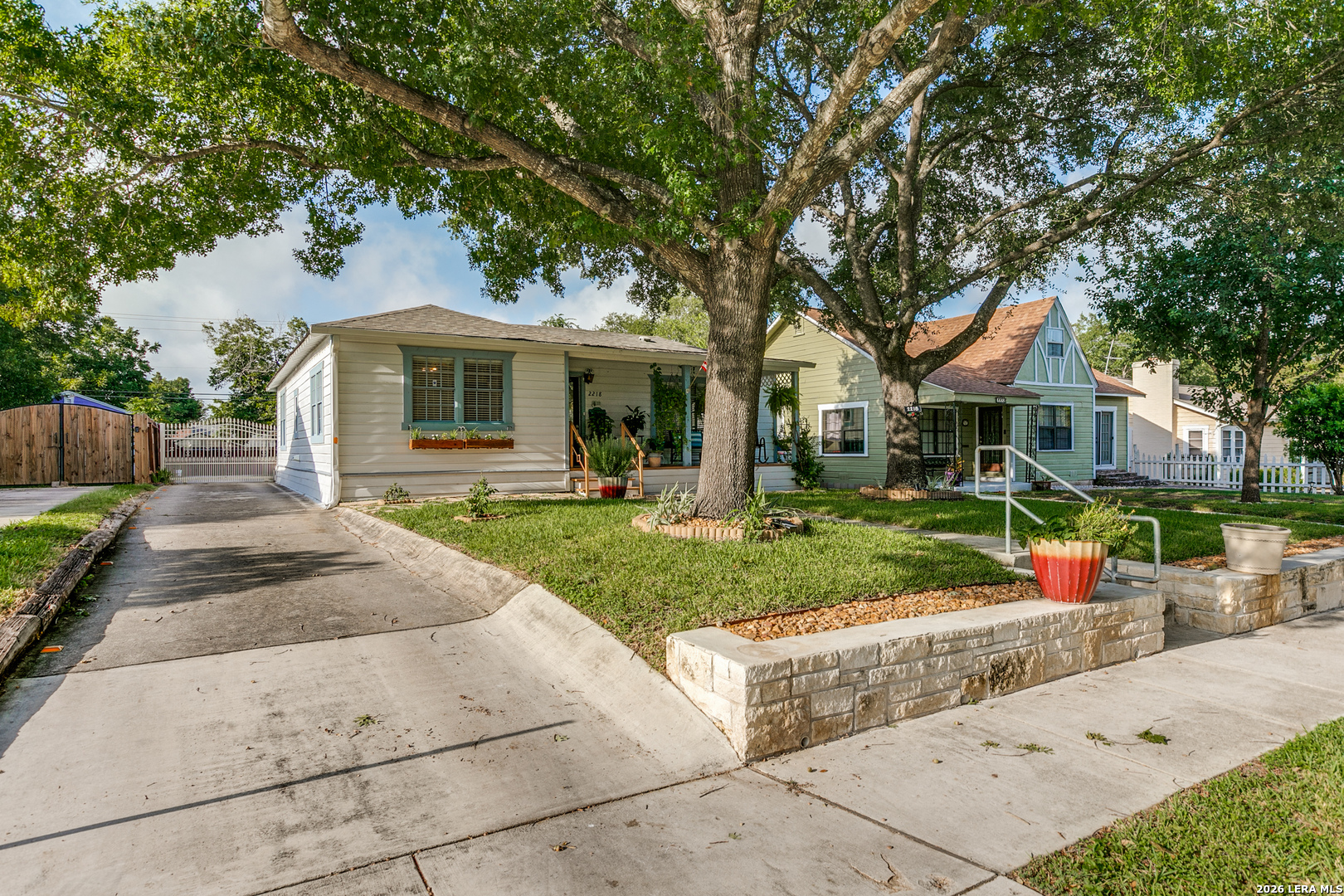 2218 W Magnolia Avenue San Antonio TX 78201