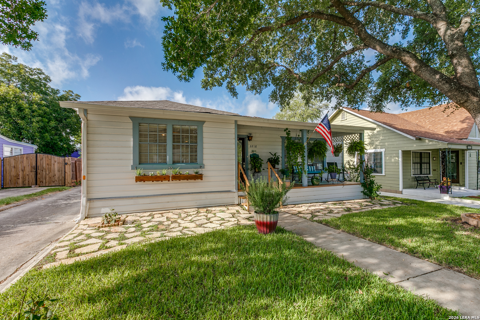 2218 W Magnolia Avenue San Antonio TX 78201