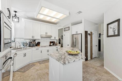 5126 Cabin Lake Drive San Antonio TX 78244