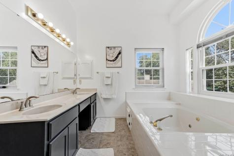 5126 Cabin Lake Drive San Antonio TX 78244