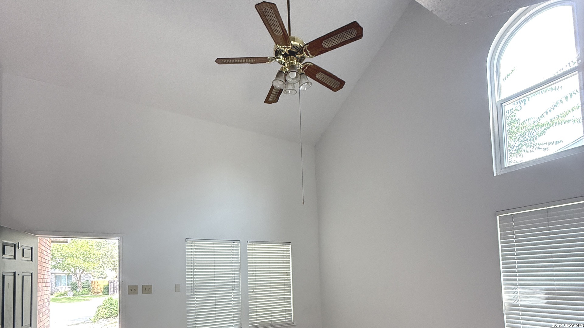 7335 Lazy Trail San Antonio TX 78250