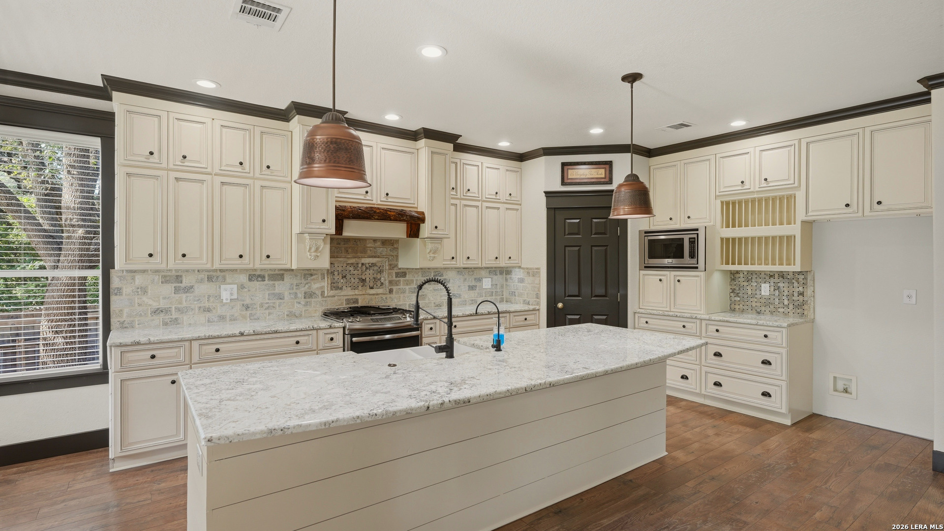 3299 Espada New Braunfels TX 78132