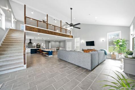 9214 Cagnon Road San Antonio TX 78252