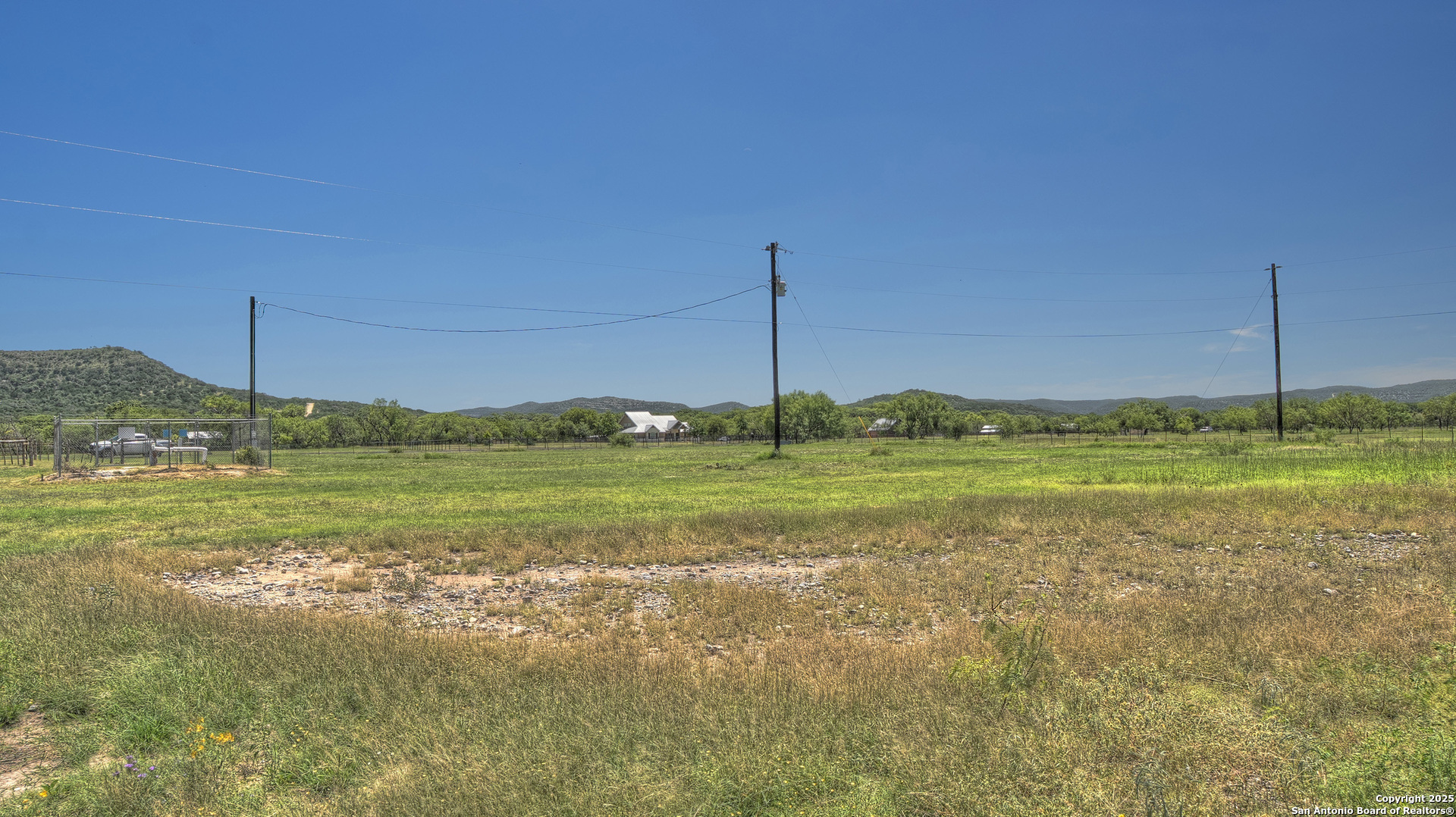 319 River Tree Leakey TX 78873