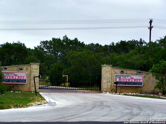 319 River Tree Leakey TX 78873