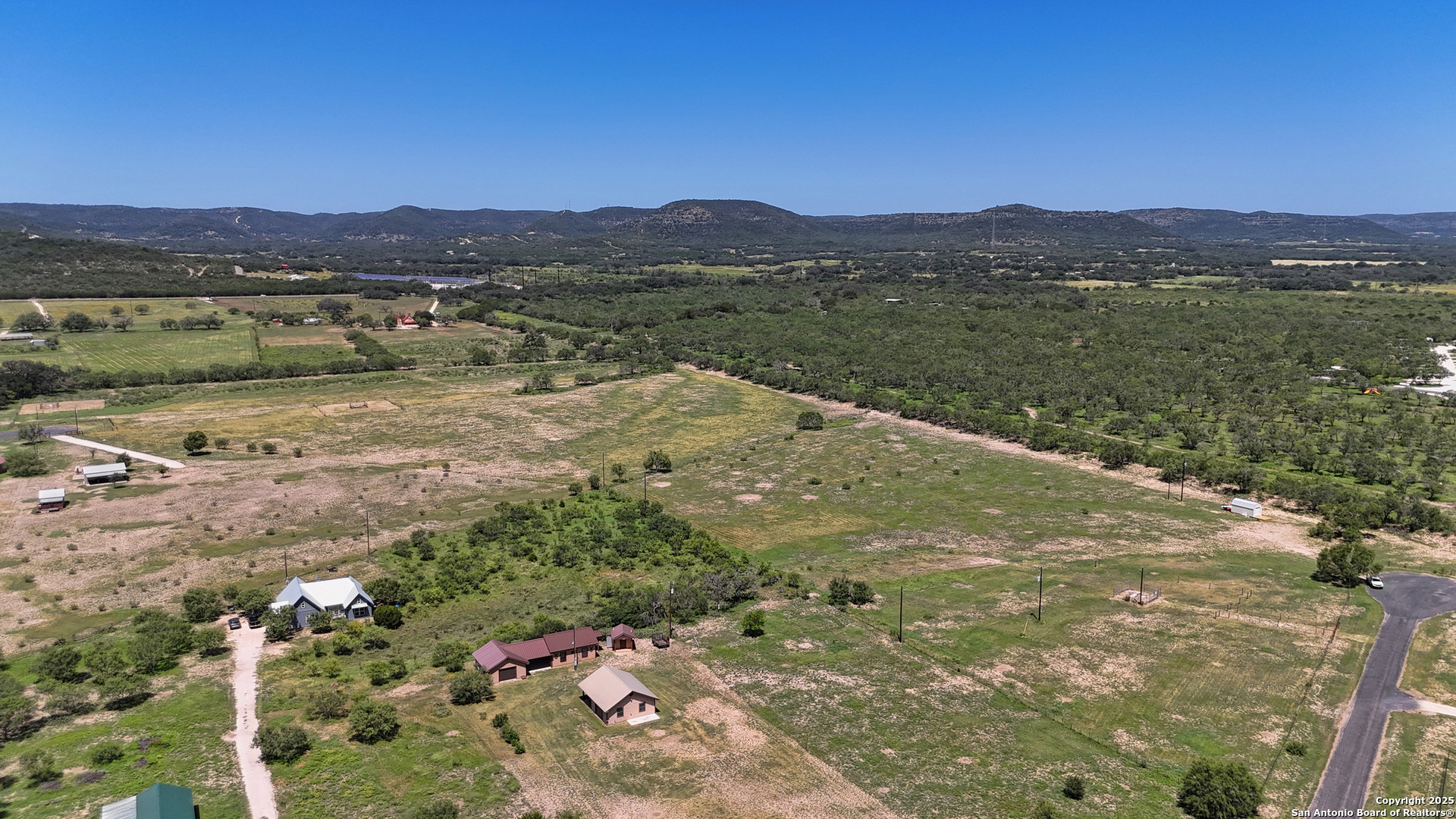 319 River Tree Leakey TX 78873