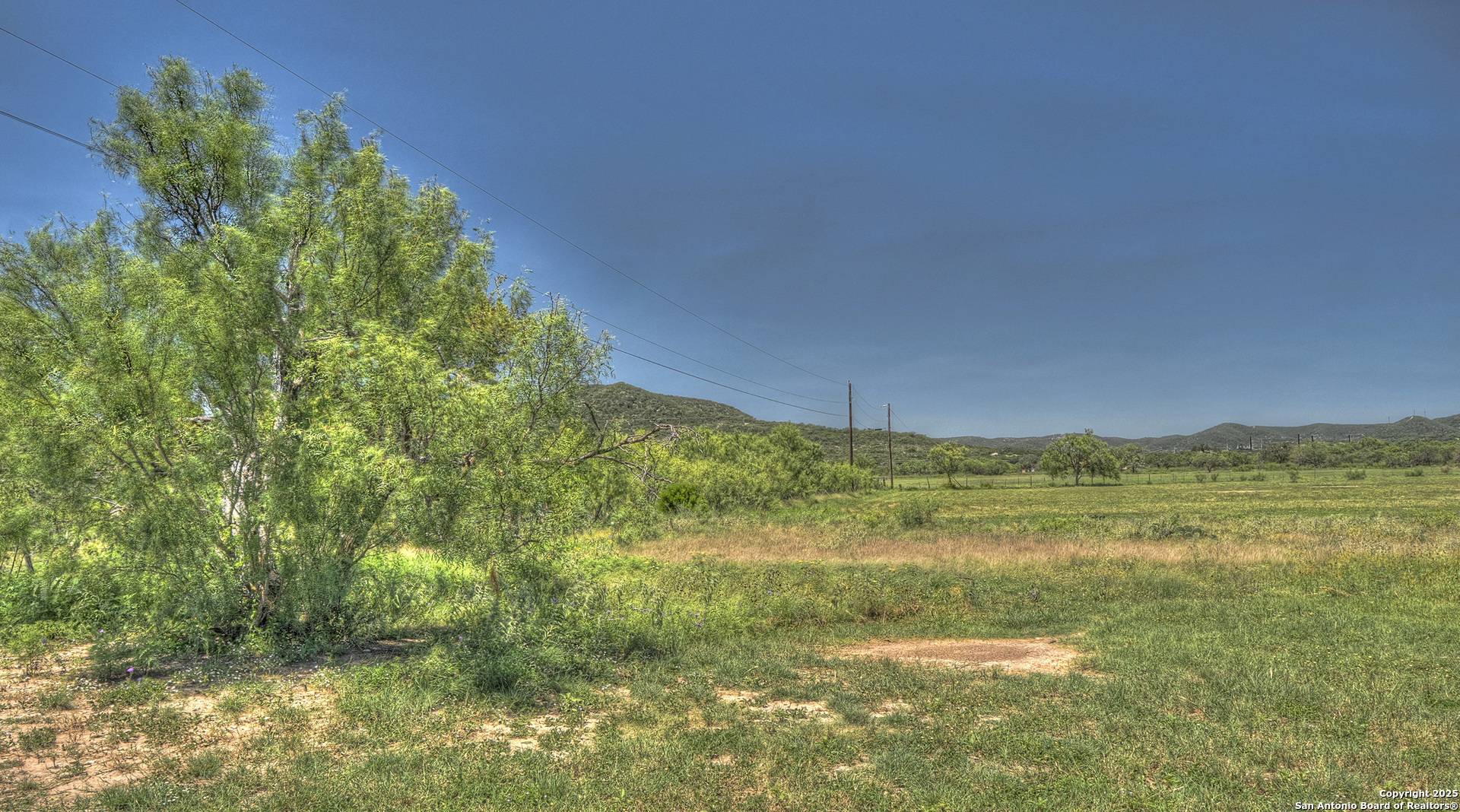 319 River Tree Leakey TX 78873
