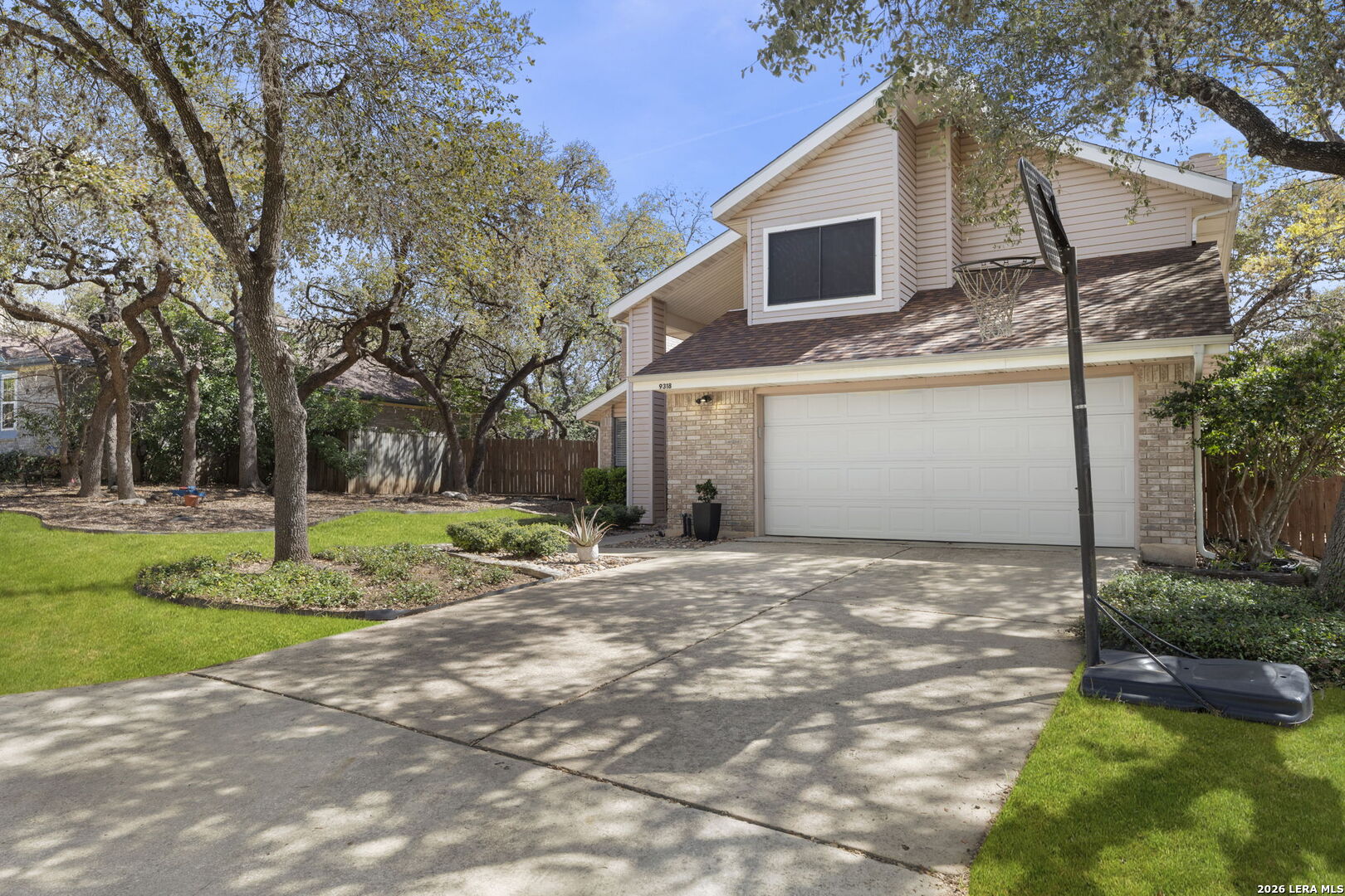 9318 Jorwoods San Antonio TX 78250