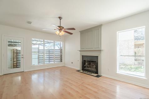 10449 Trailway Oak San Antonio TX 78240