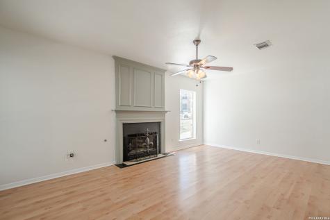 10449 Trailway Oak San Antonio TX 78240