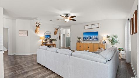 2122 Wood Drake Lane New Braunfels TX 78130