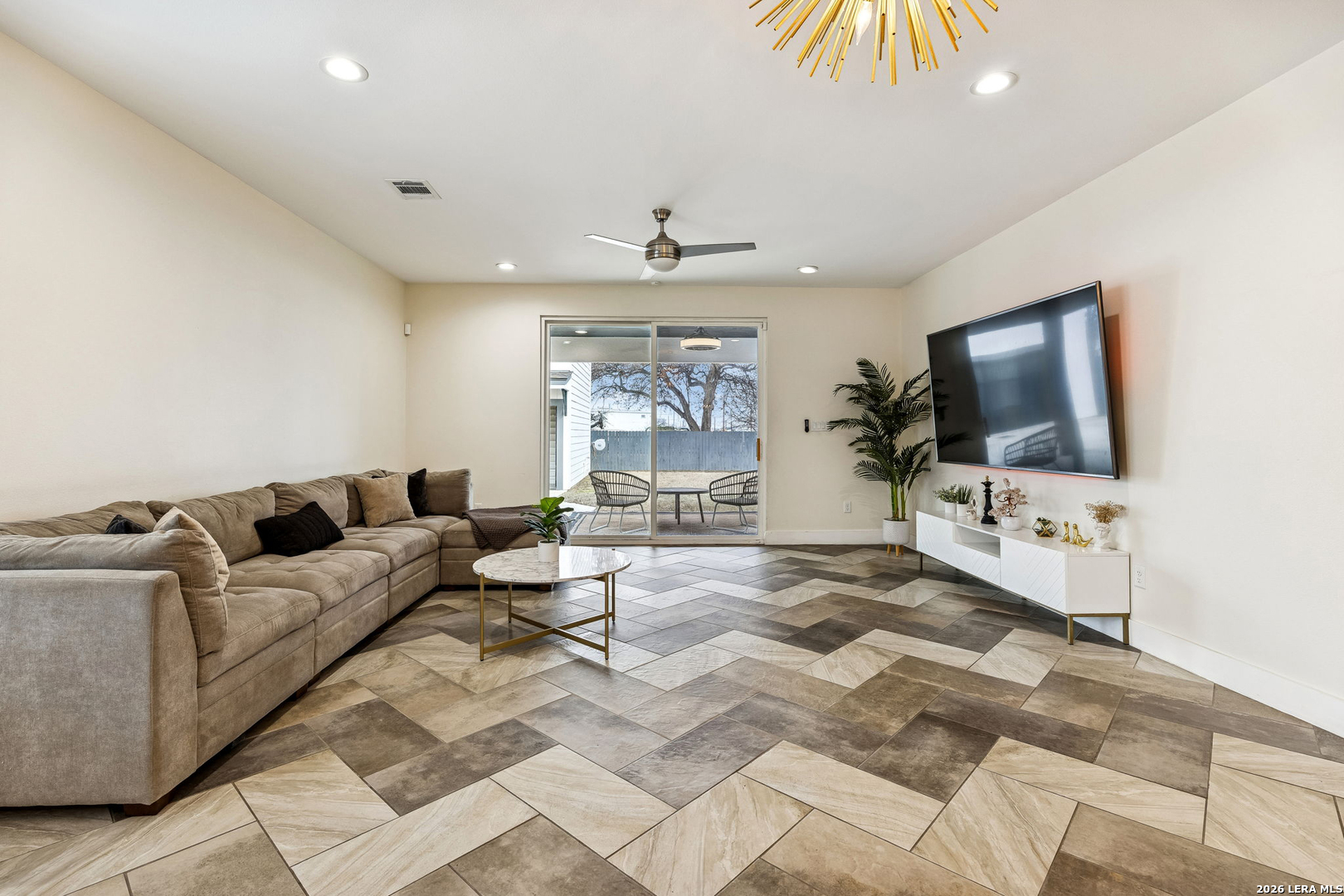 303 Pendleton Avenue San Antonio TX 78204