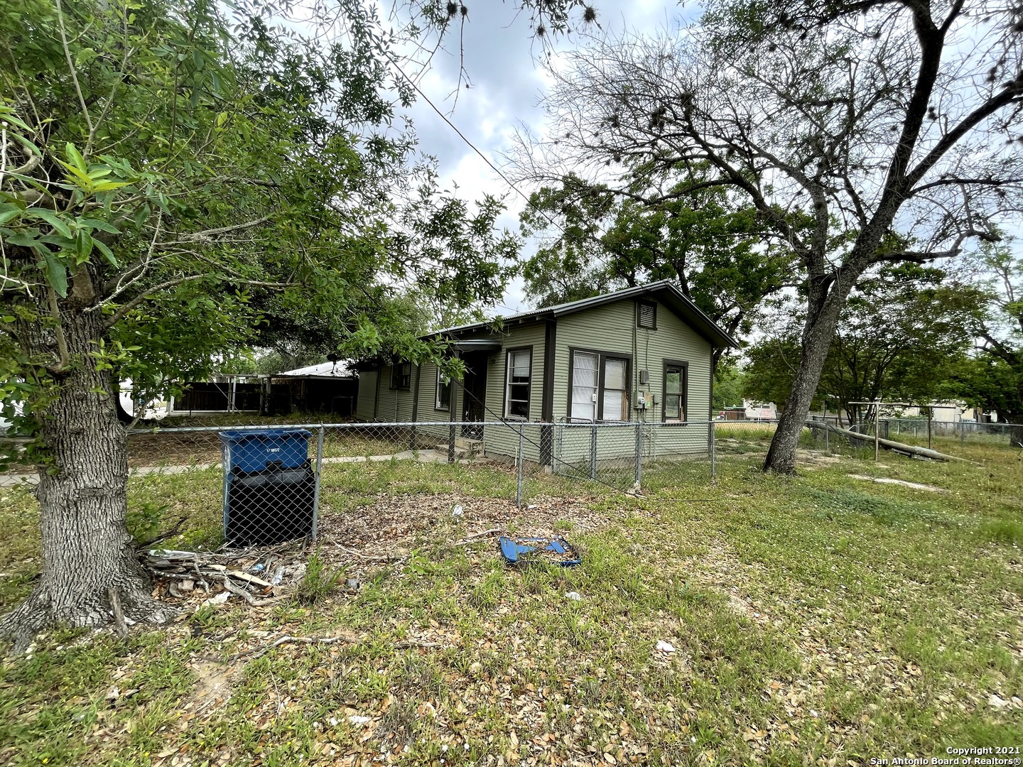341 N Reed Street Pleasanton TX 78064