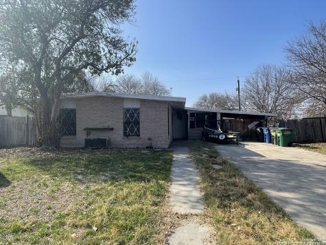 1915 Harness Lane San Antonio TX 78227