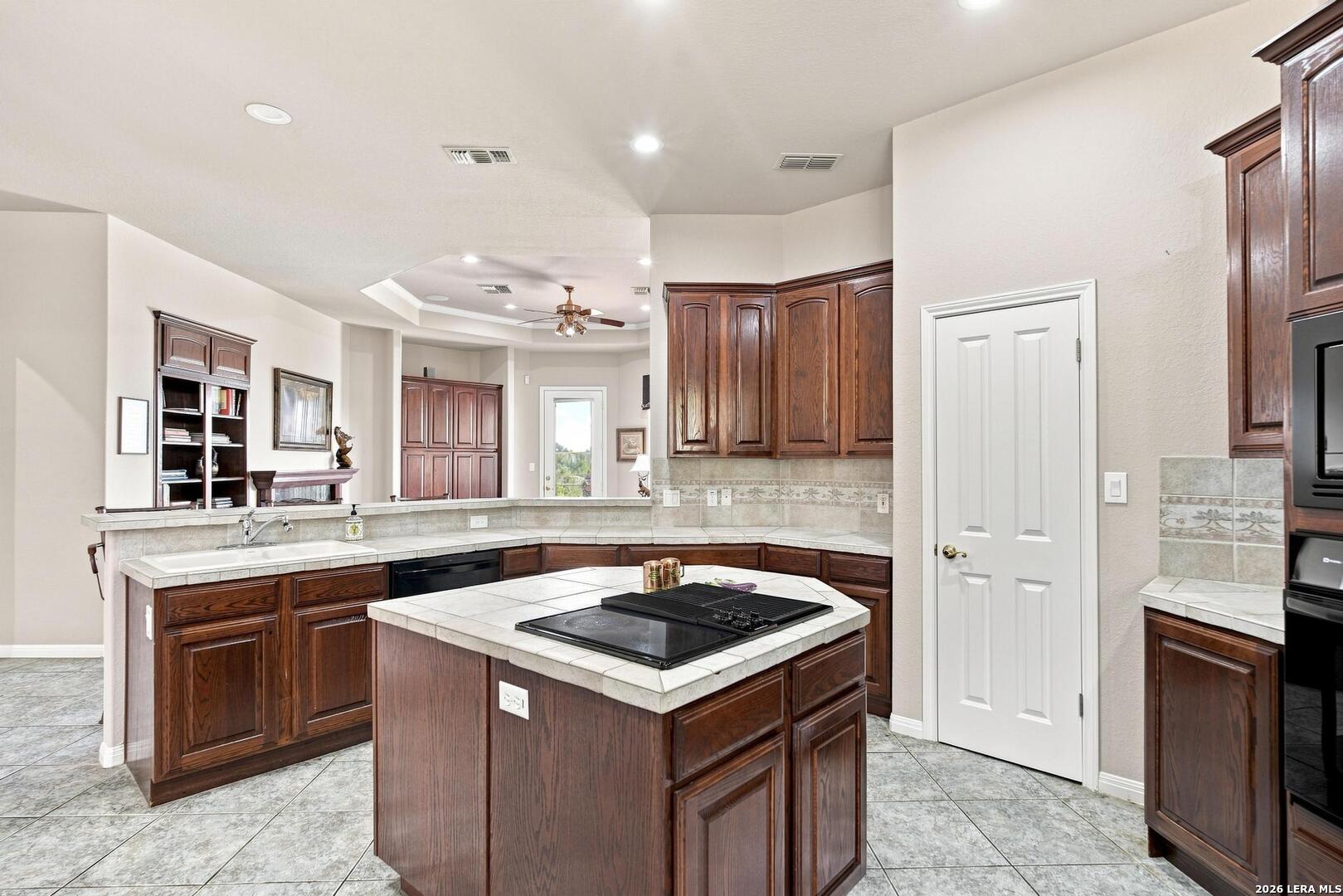 3443 Mountain Loop San Antonio TX 78261