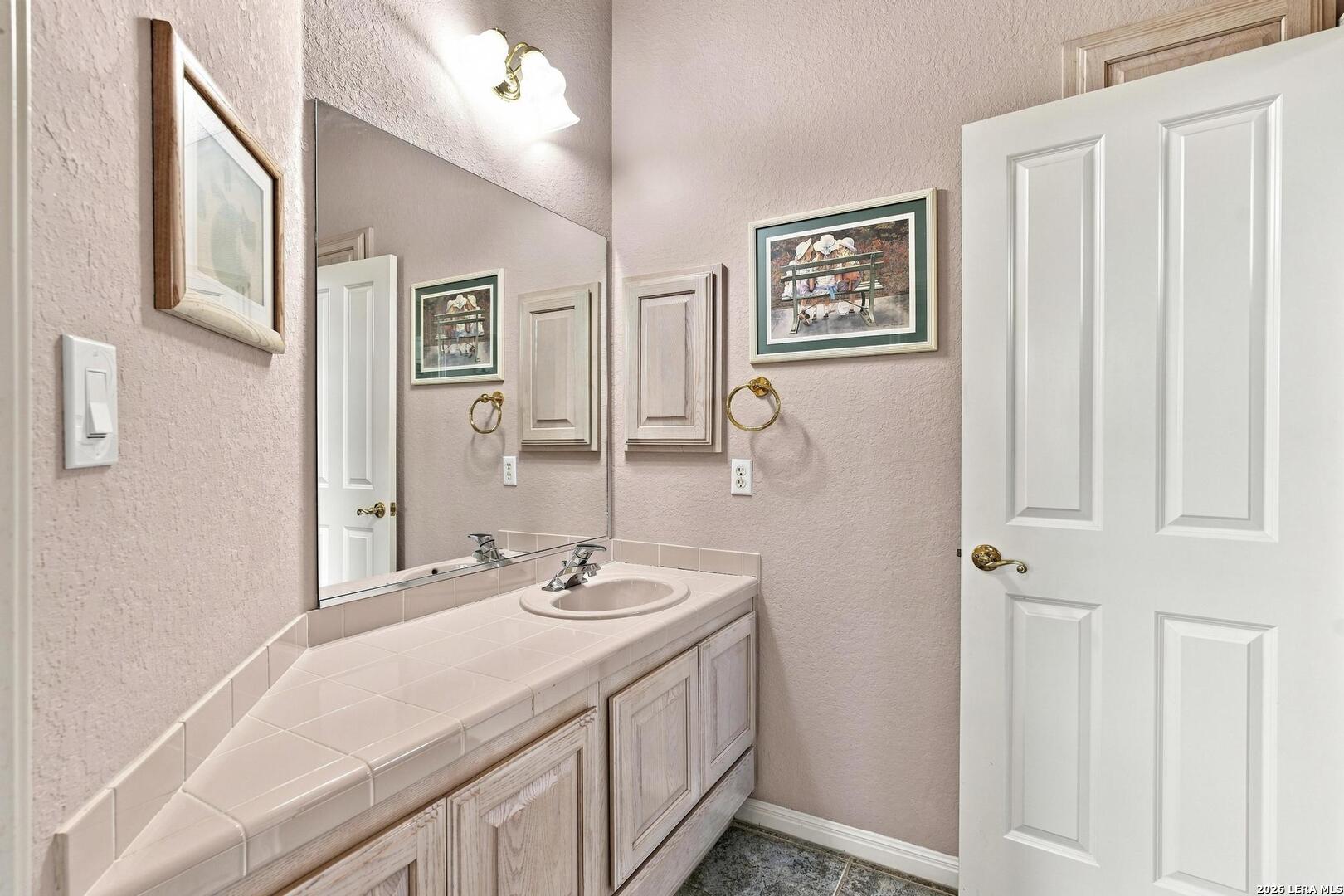 3443 Mountain Loop San Antonio TX 78261