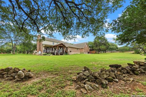 51 Hunters Point Drive New Braunfels TX 78132