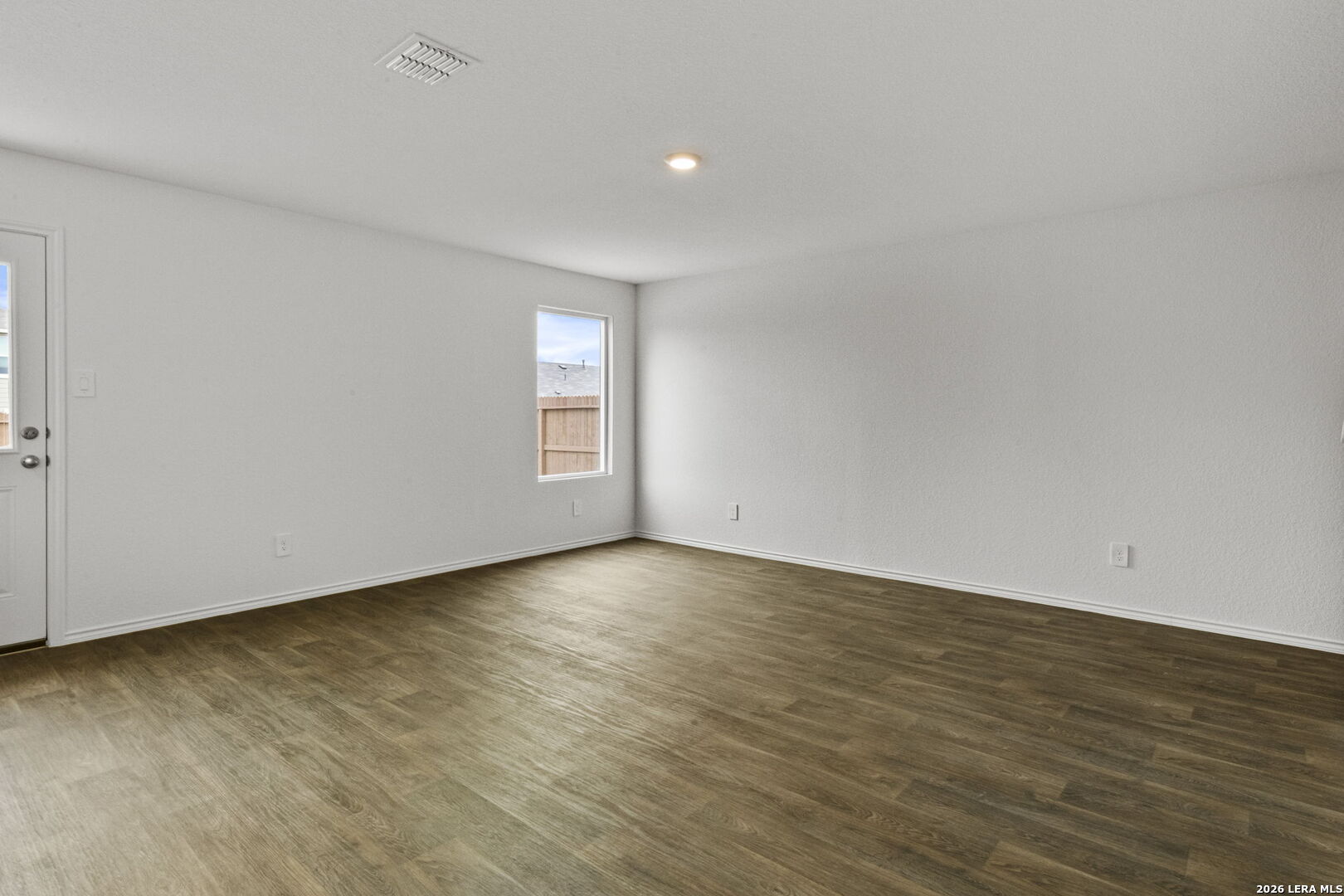 12520 Spoor Valley Converse TX 78109