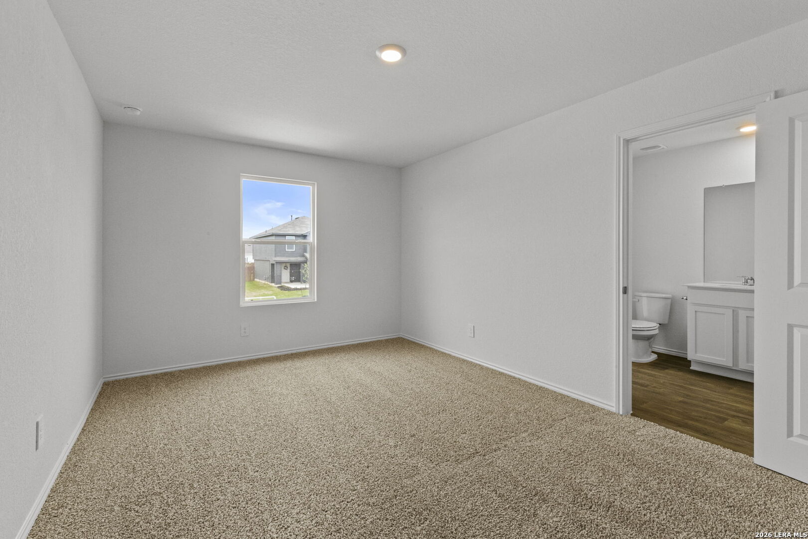 12520 Spoor Valley Converse TX 78109
