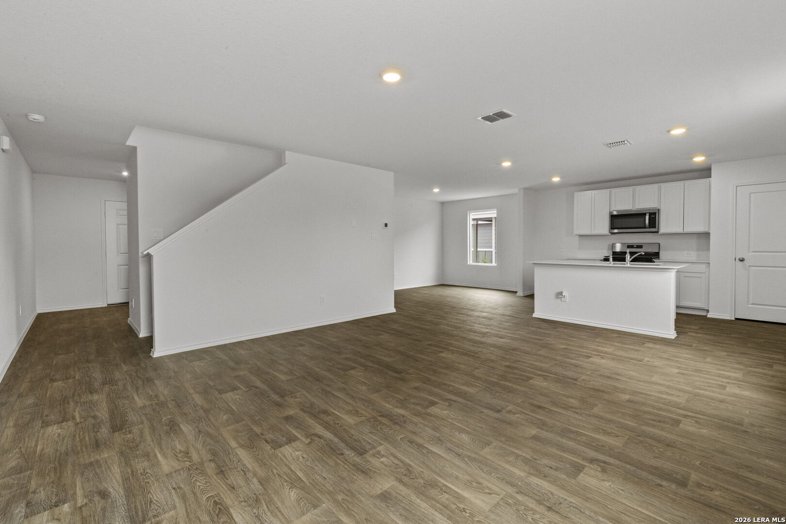 12520 Spoor Valley Converse TX 78109
