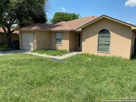 3038 Lake Grande Street San Antonio TX 78222