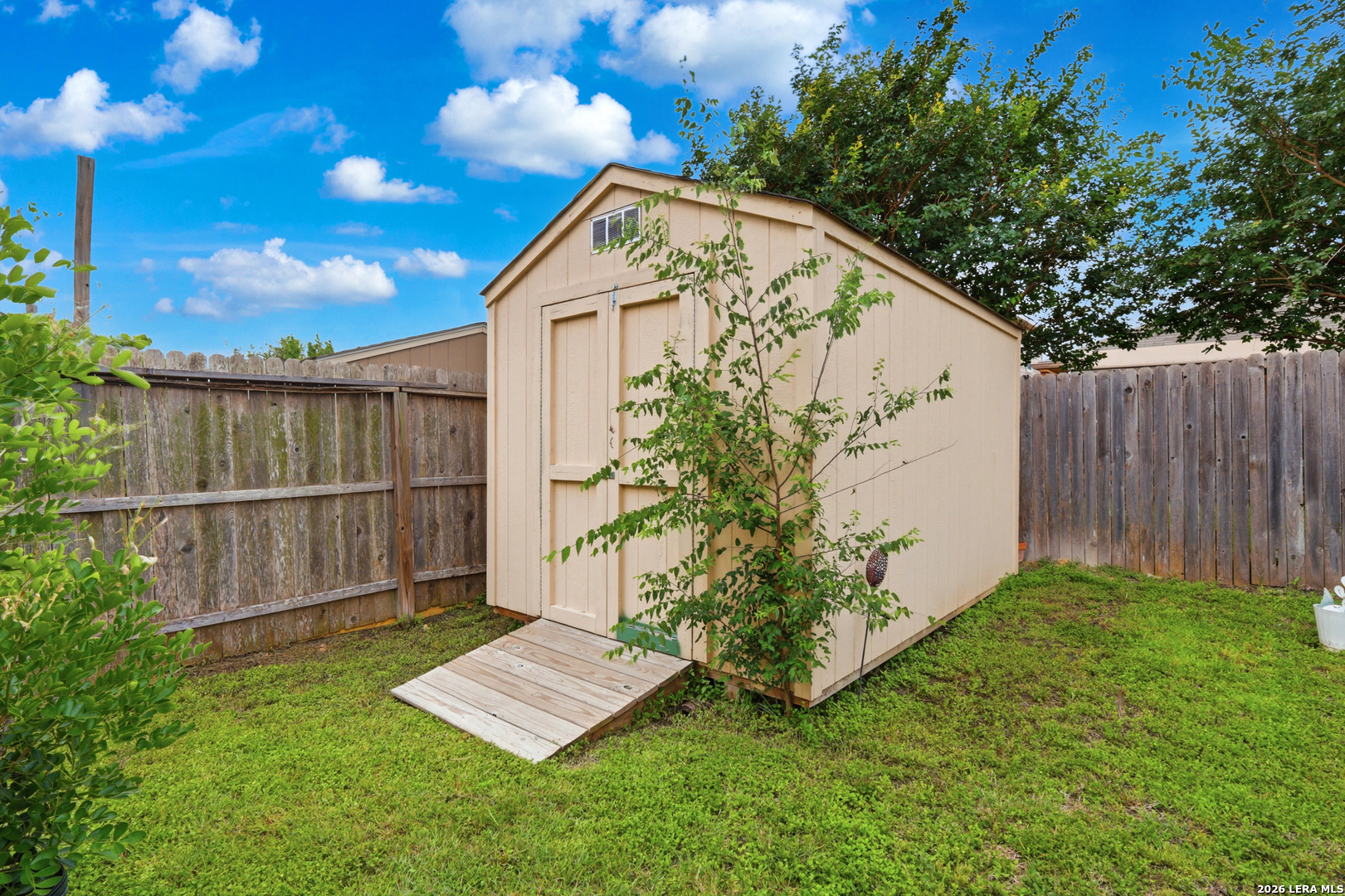 2611 Live Oak Pass San Antonio TX 78244