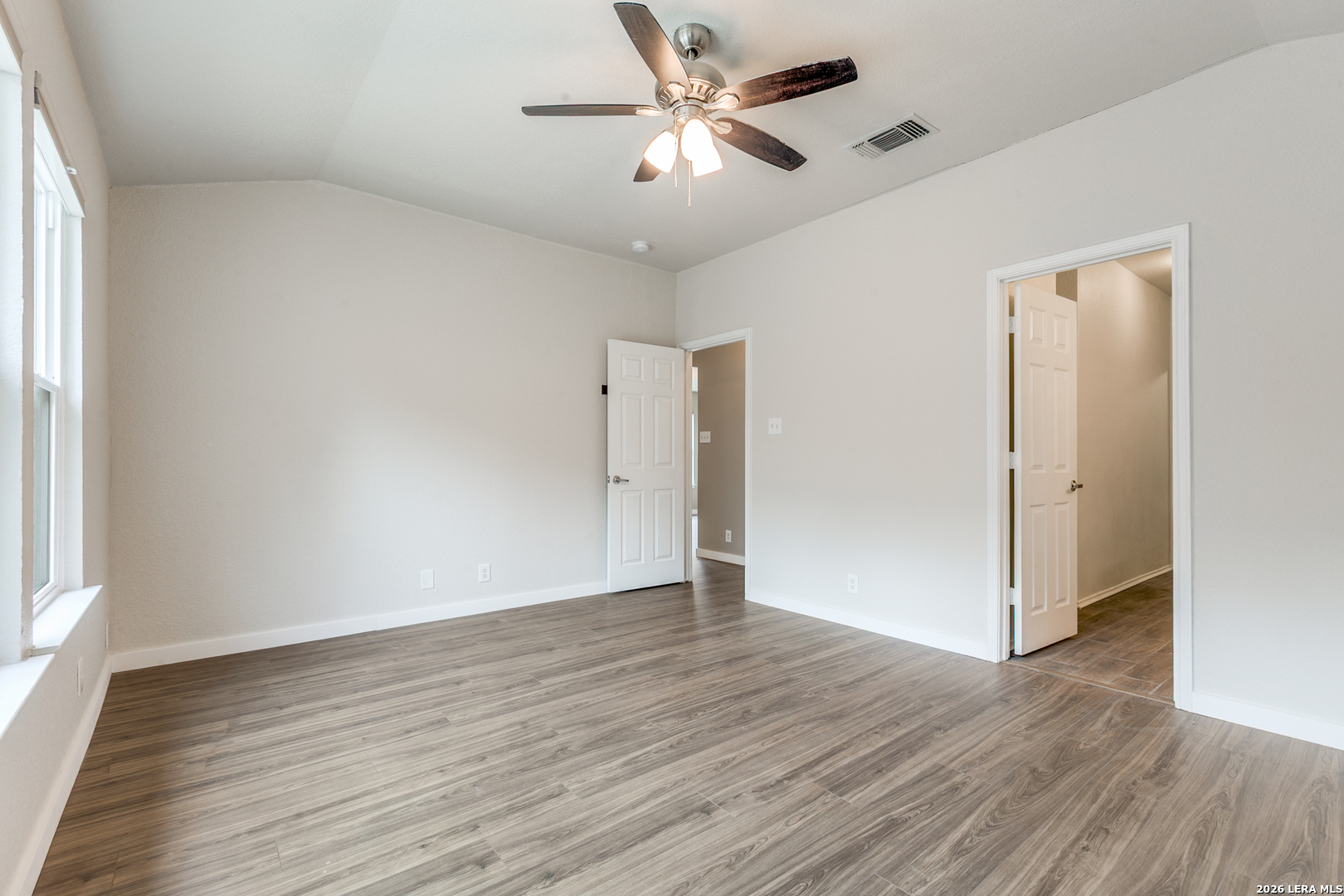 5306 Tomas San Antonio TX 78240
