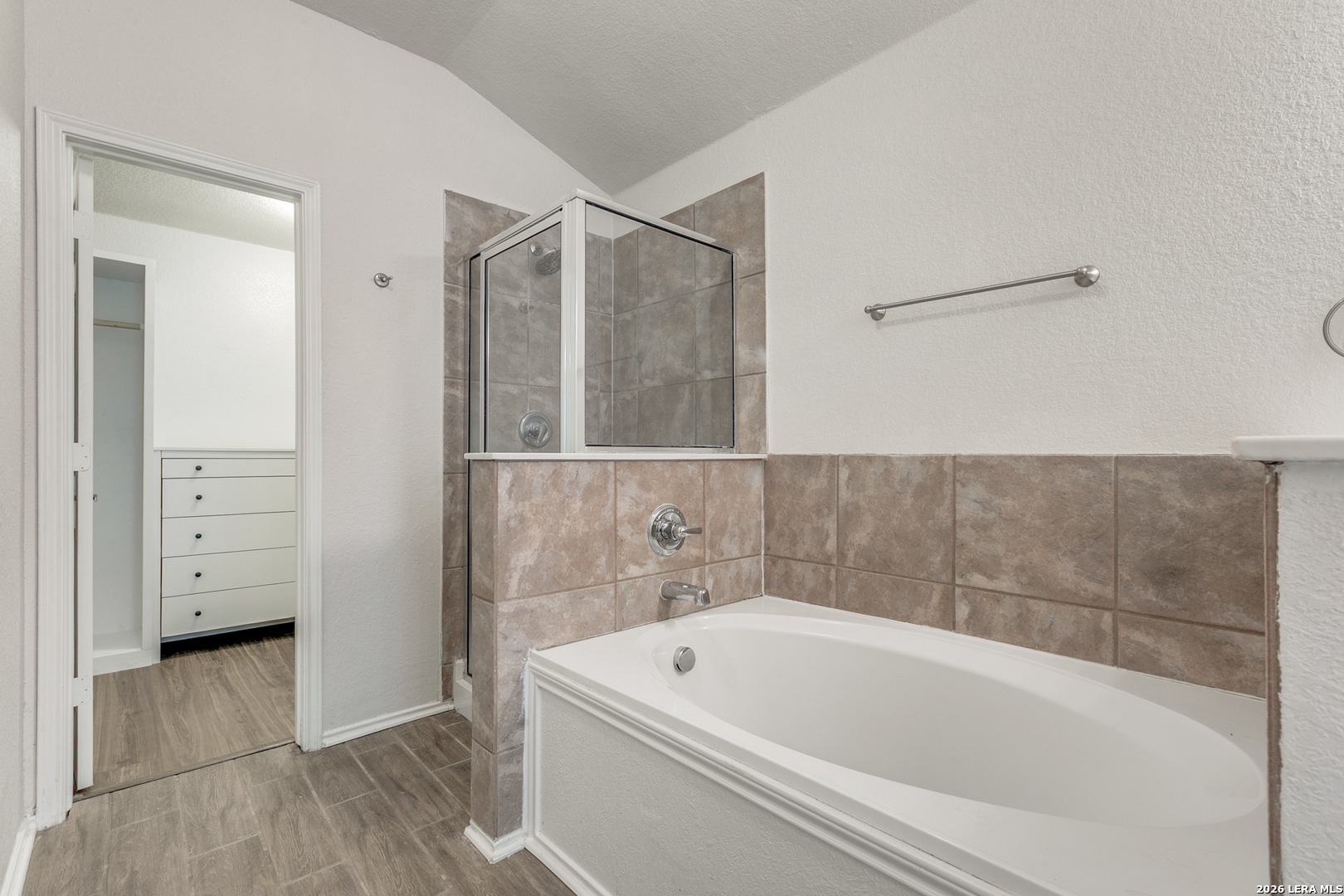 5306 Tomas San Antonio TX 78240