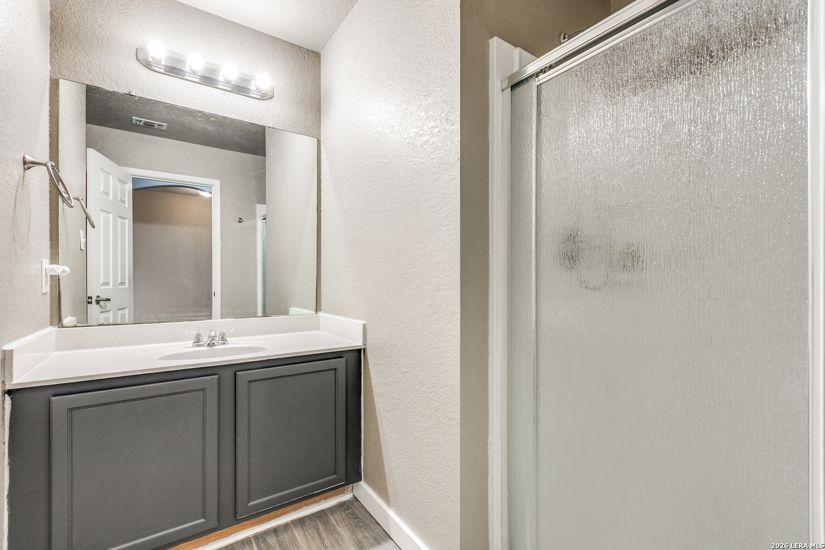 5306 Tomas San Antonio TX 78240