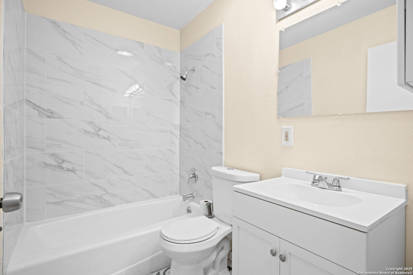 1538 Thorain San Antonio TX 78201