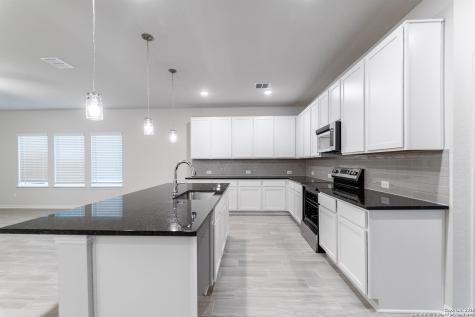 2914 Tengyc Bow San Antonio TX 78245