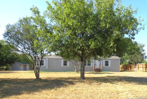 820 County Road 3821 San Antonio TX 78253