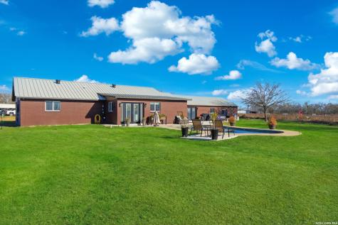 280 County Road 322 La Vernia TX 78121