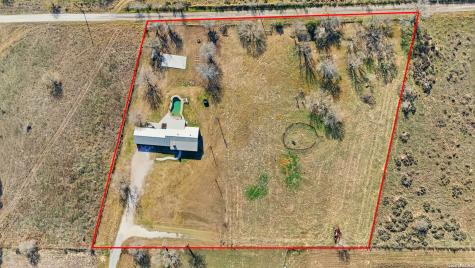 280 County Road 322 La Vernia TX 78121