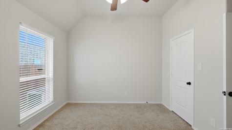 2125 Pioneer Pass Seguin TX 78155