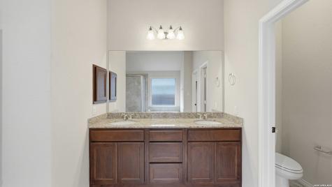 2125 Pioneer Pass Seguin TX 78155