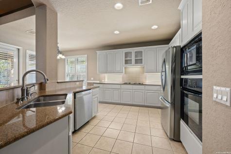 111 Garden Trace San Antonio TX 78260