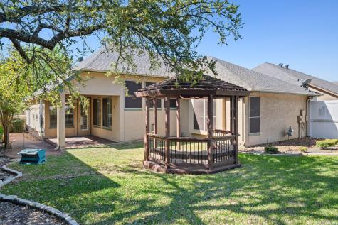 111 Garden Trace San Antonio TX 78260