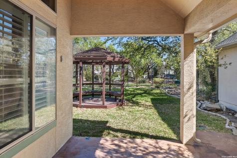 111 Garden Trace San Antonio TX 78260